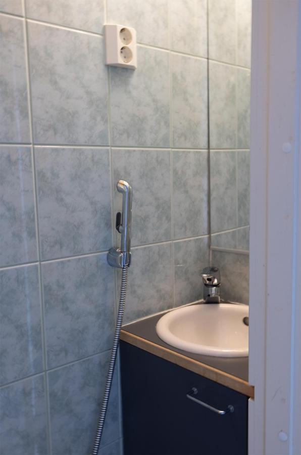 2Ndhomes City Center 2Br Apartment With Balcony And Sauna By Kaisaniemi Park Helsinki Bagian luar foto